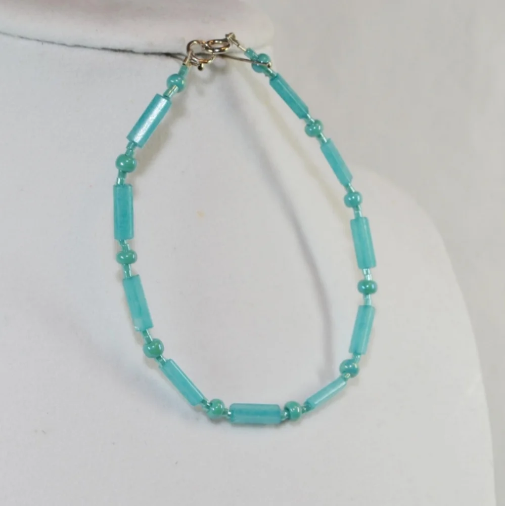 Beautiful Handmade Sea Blue Beaded Bracelet - Picture 3 of 5